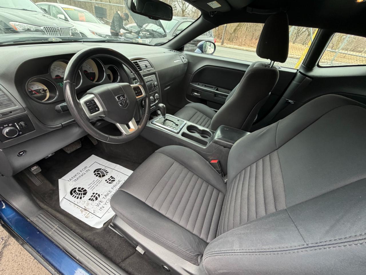 Dodge Challenger SXT 2014