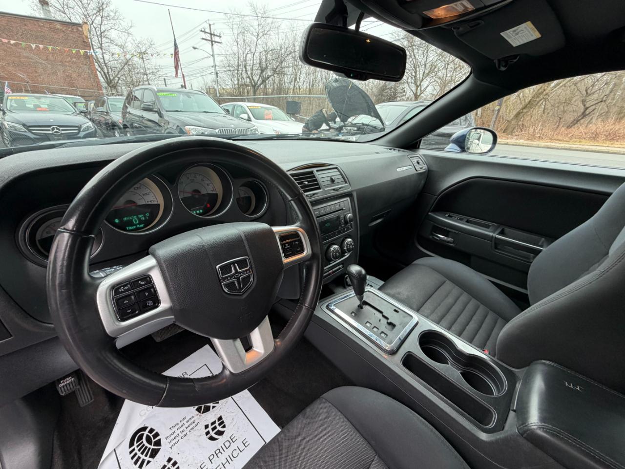 Dodge Challenger SXT 2014