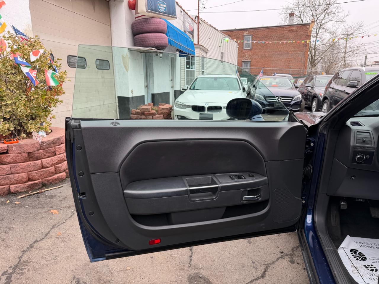 Dodge Challenger SXT 2014