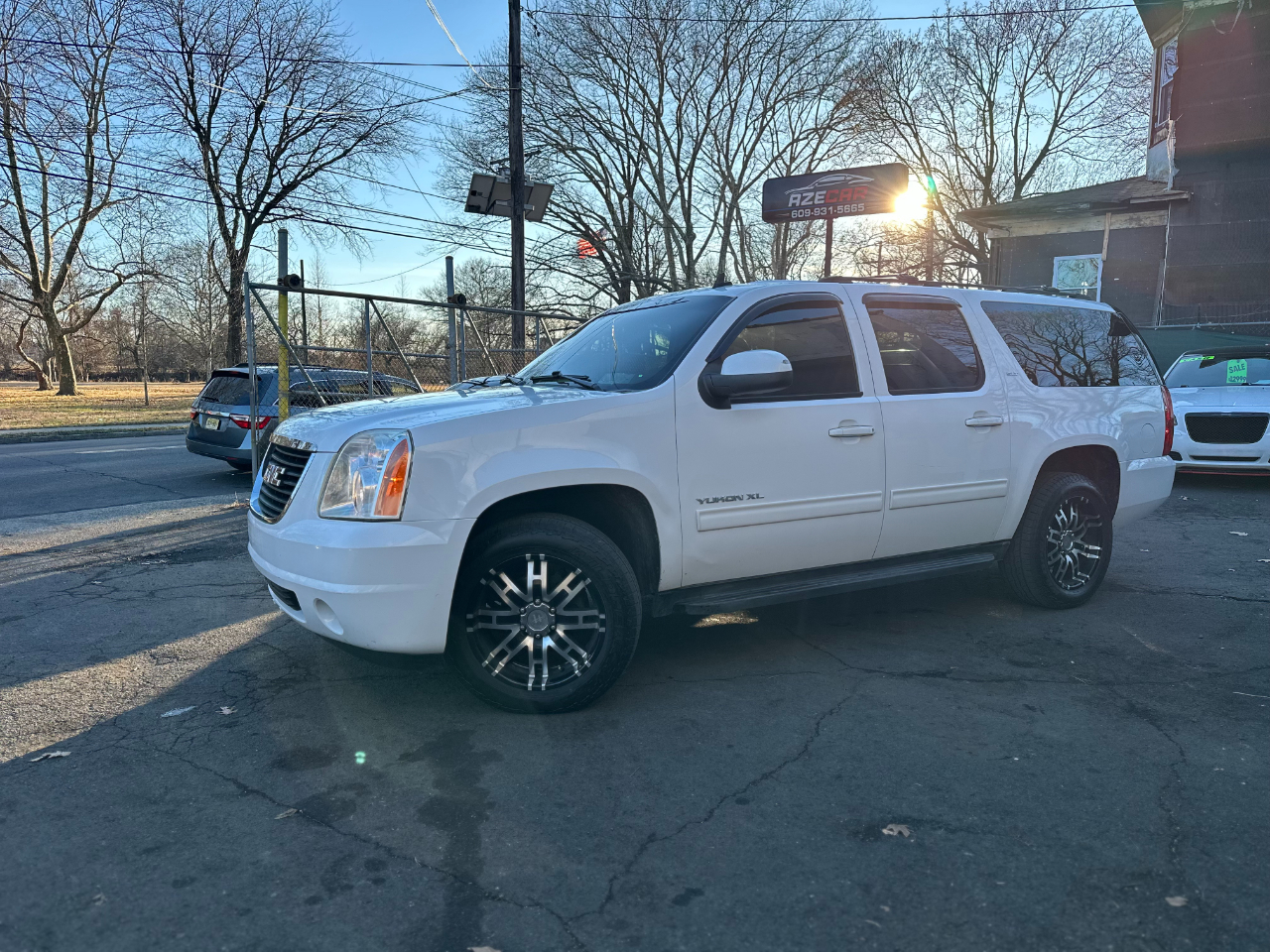GMC Yukon XL  2011