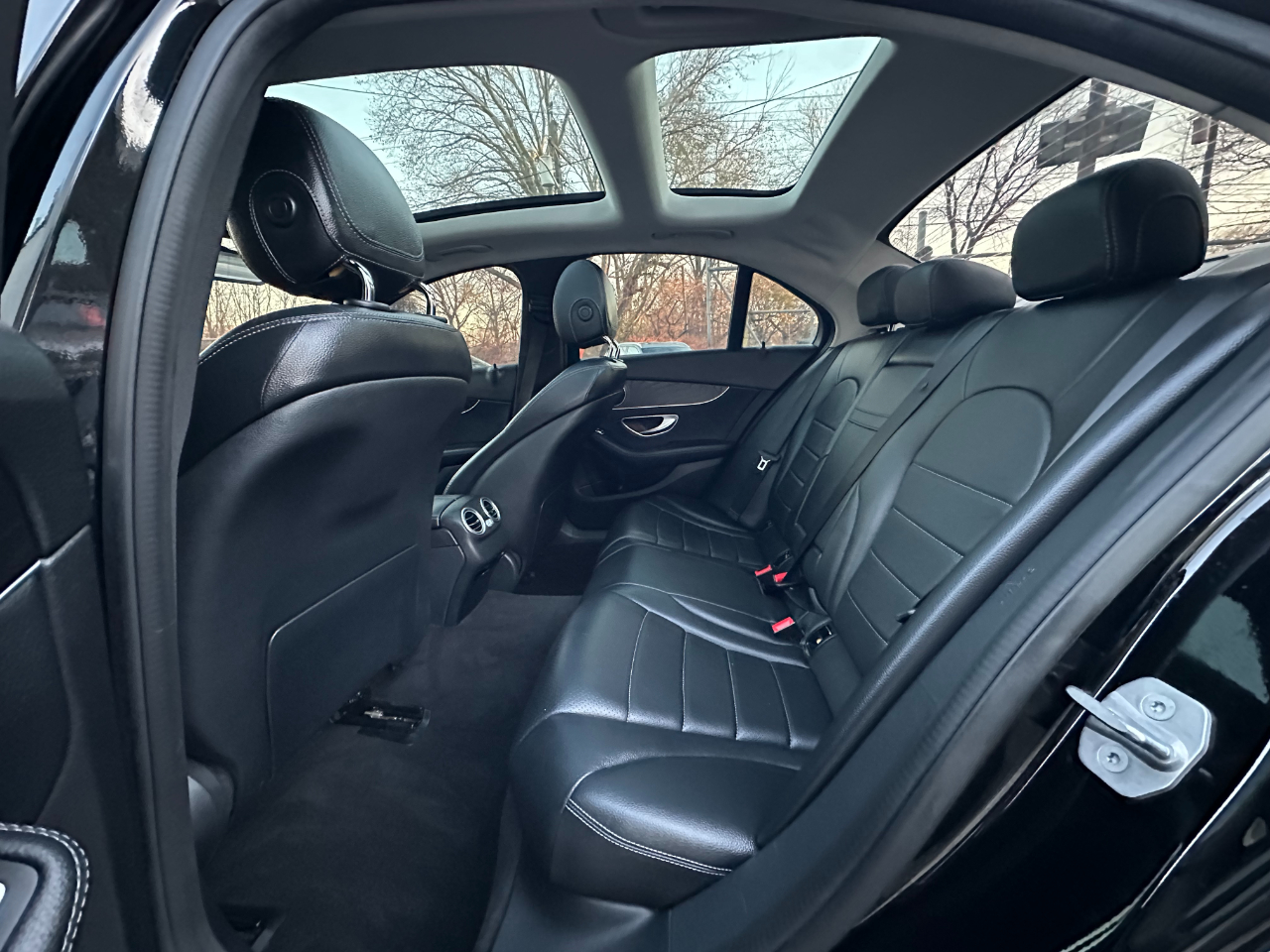 Mercedes-Benz C-Class C300 4MATIC Sedan 2016