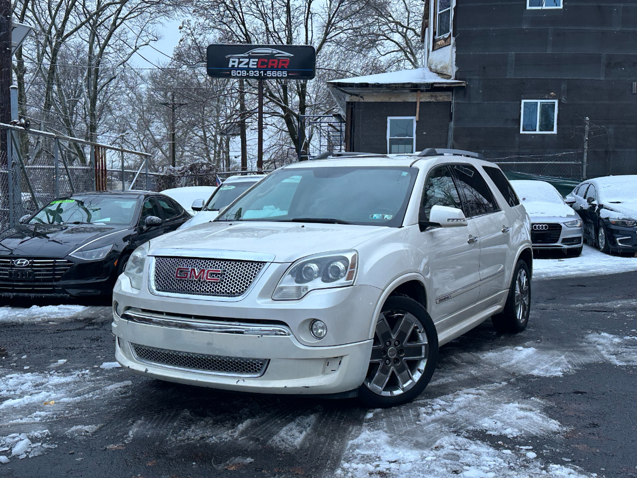 GMC Acadia Denali AWD 2011