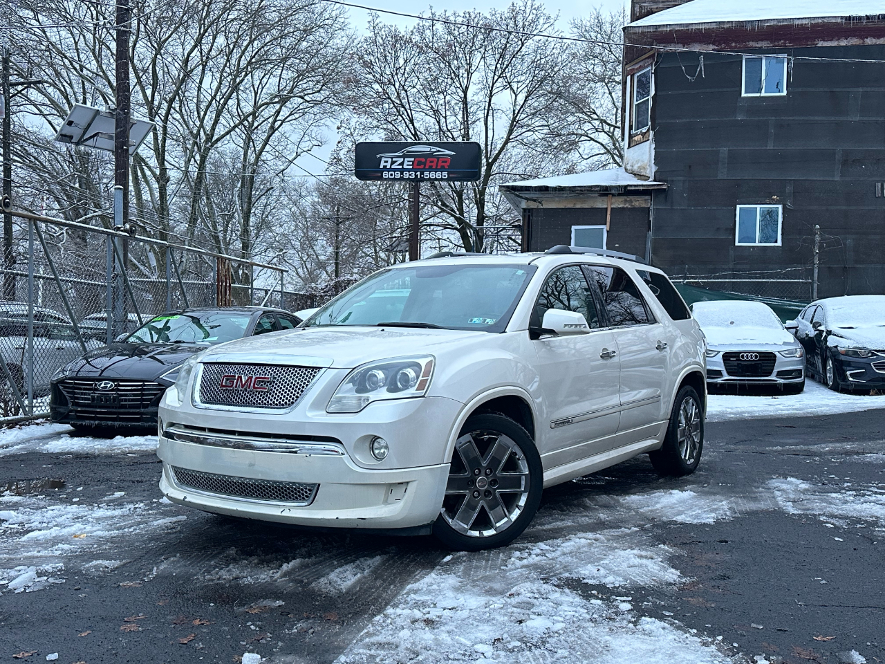 GMC Acadia Denali AWD 2011