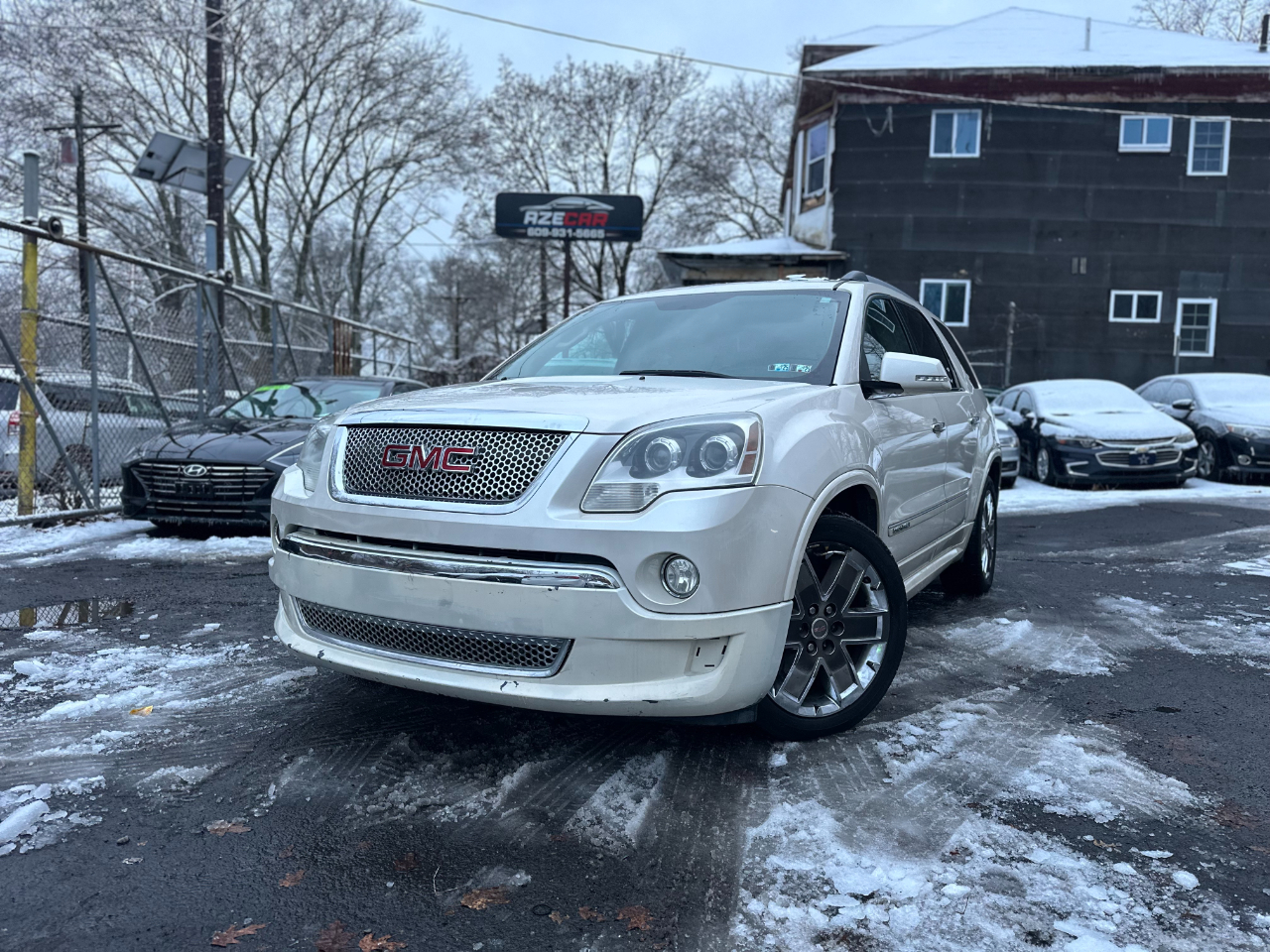 GMC Acadia Denali AWD 2011