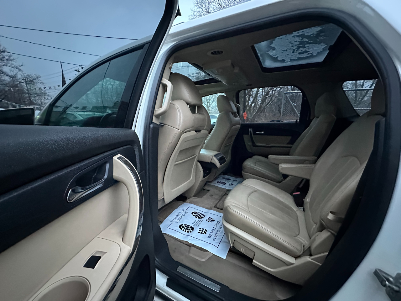 GMC Acadia Denali AWD 2011