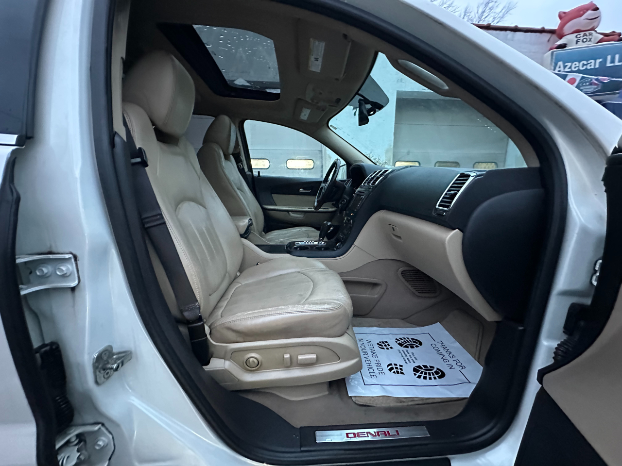 GMC Acadia Denali AWD 2011