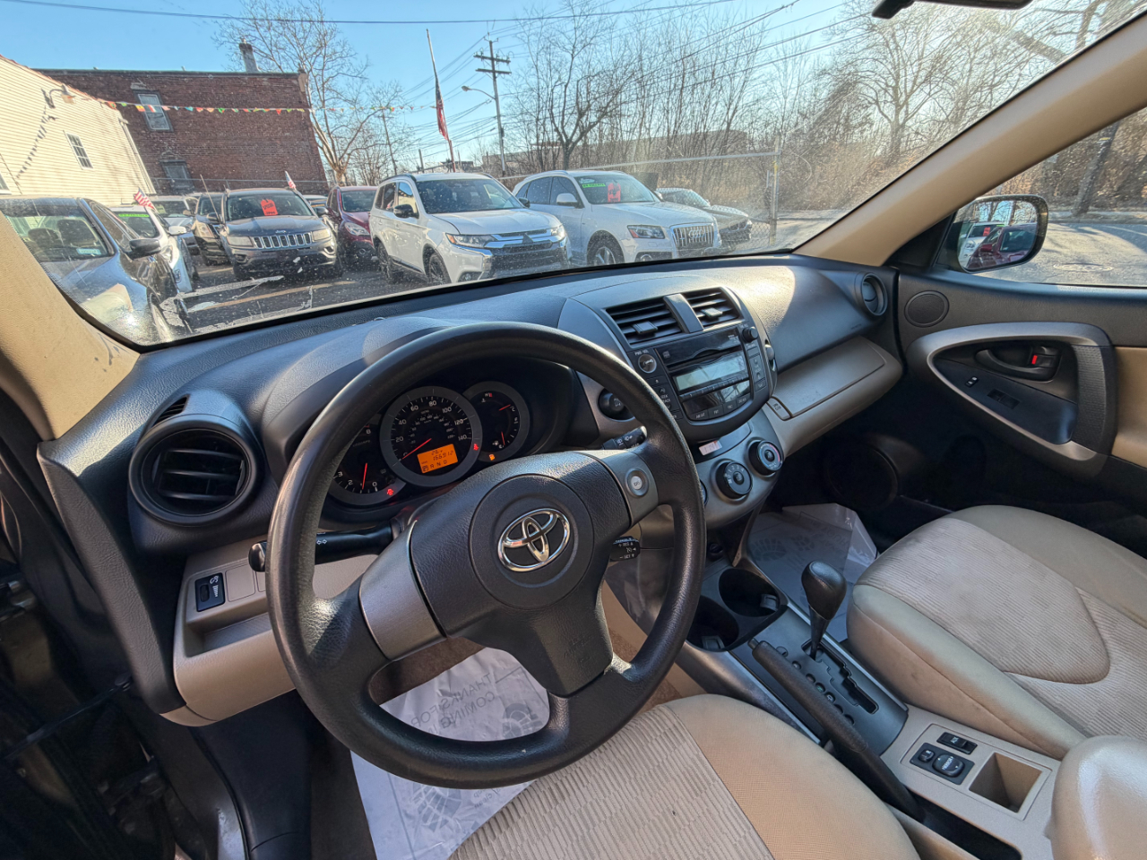 Toyota RAV4 Base I4 4WD 2011