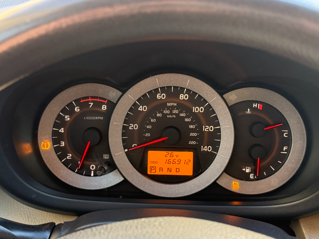 Toyota RAV4 Base I4 4WD 2011