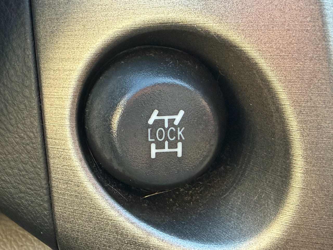 Toyota RAV4 Base I4 4WD 2011