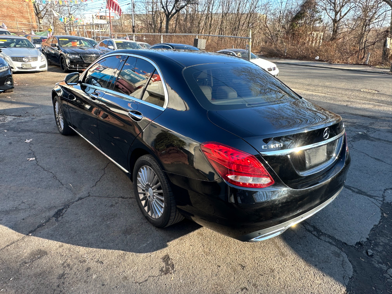 Mercedes-Benz C-Class C300 4MATIC Sedan 2016