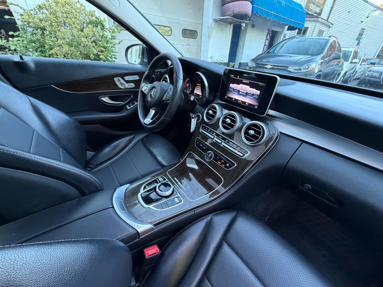 Mercedes-Benz C-Class C300 4MATIC Sedan 2018