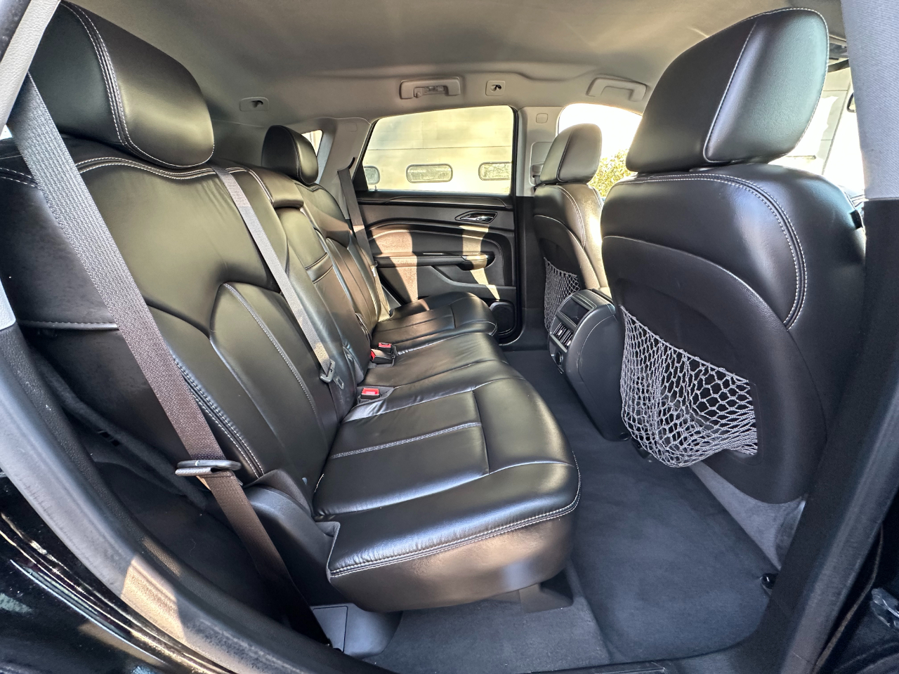 Cadillac SRX Base 2012