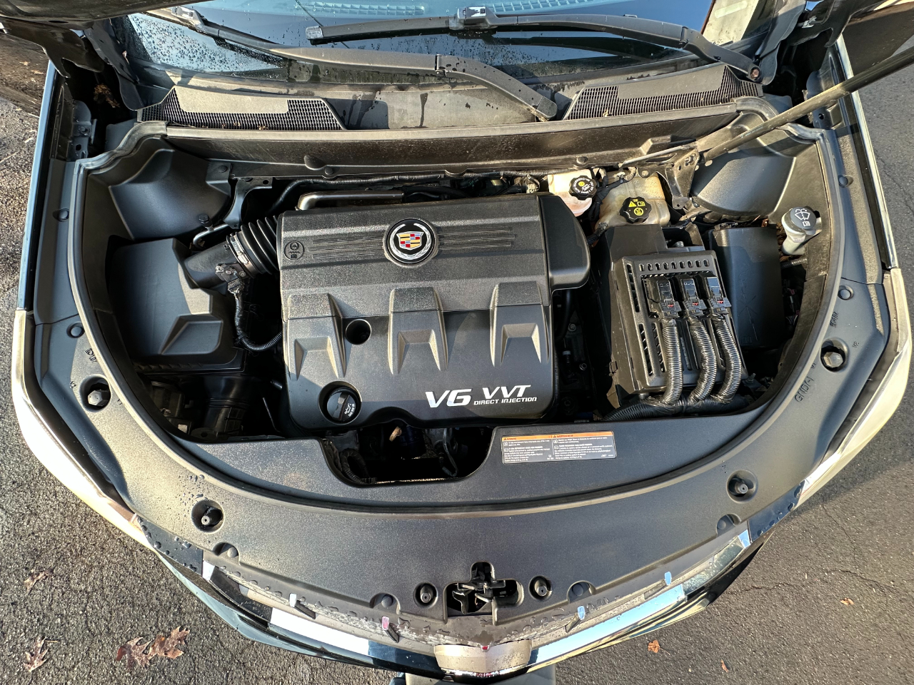 Cadillac SRX Base 2012