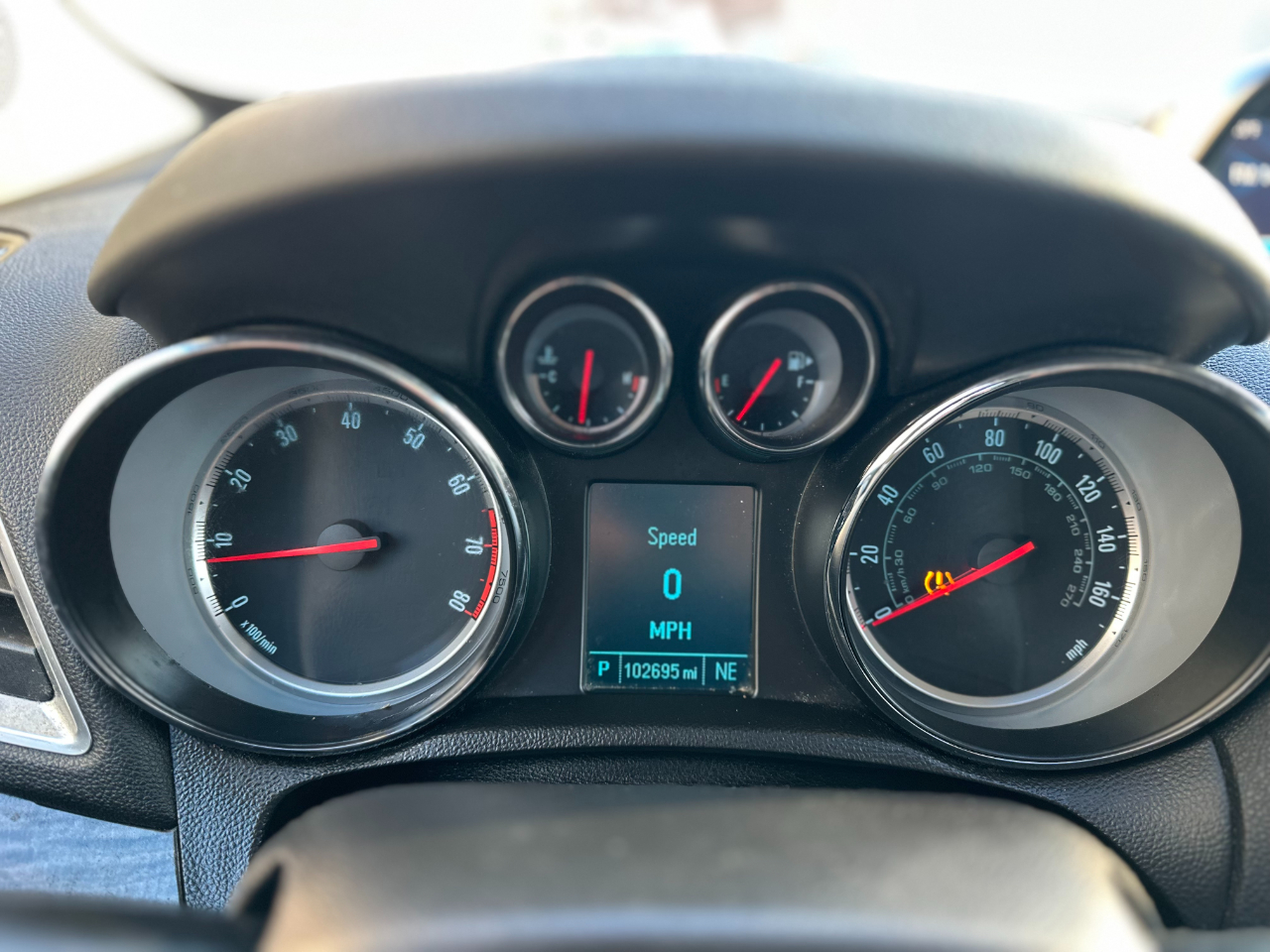 Buick Encore Convenience FWD 2014