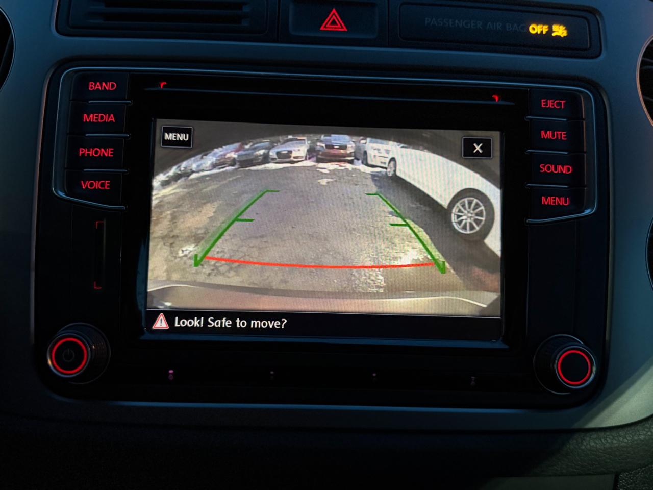 Volkswagen Tiguan S 2017