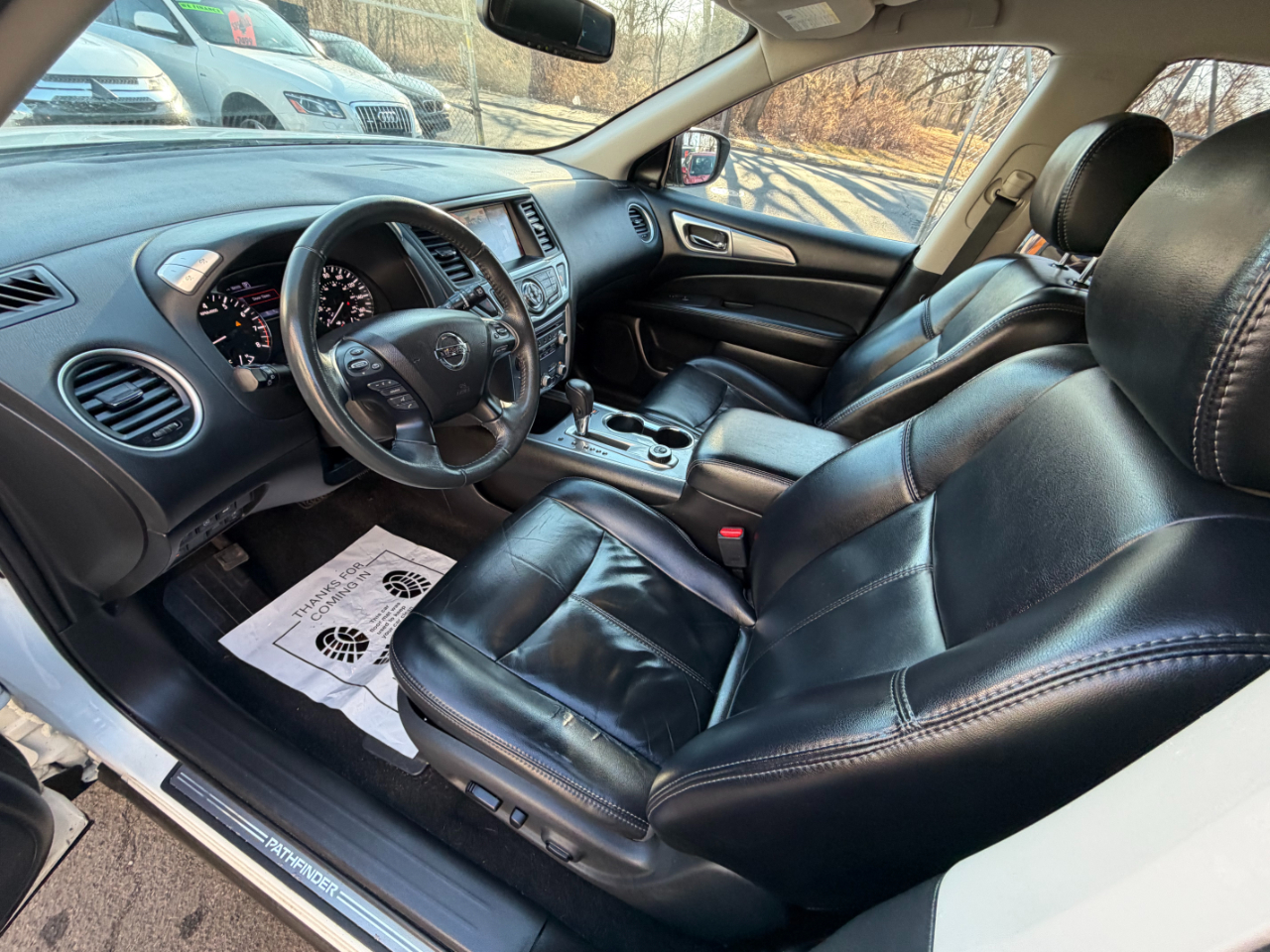 Nissan Pathfinder SL 4WD 2018