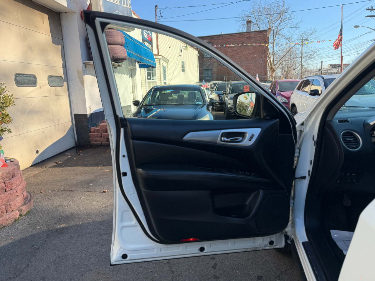 Nissan Pathfinder SL 4WD 2018