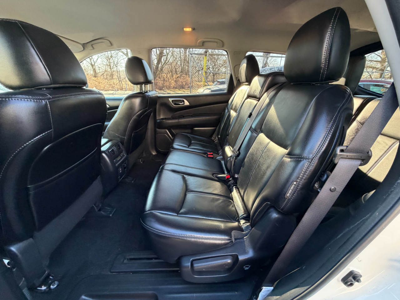 Nissan Pathfinder SL 4WD 2018