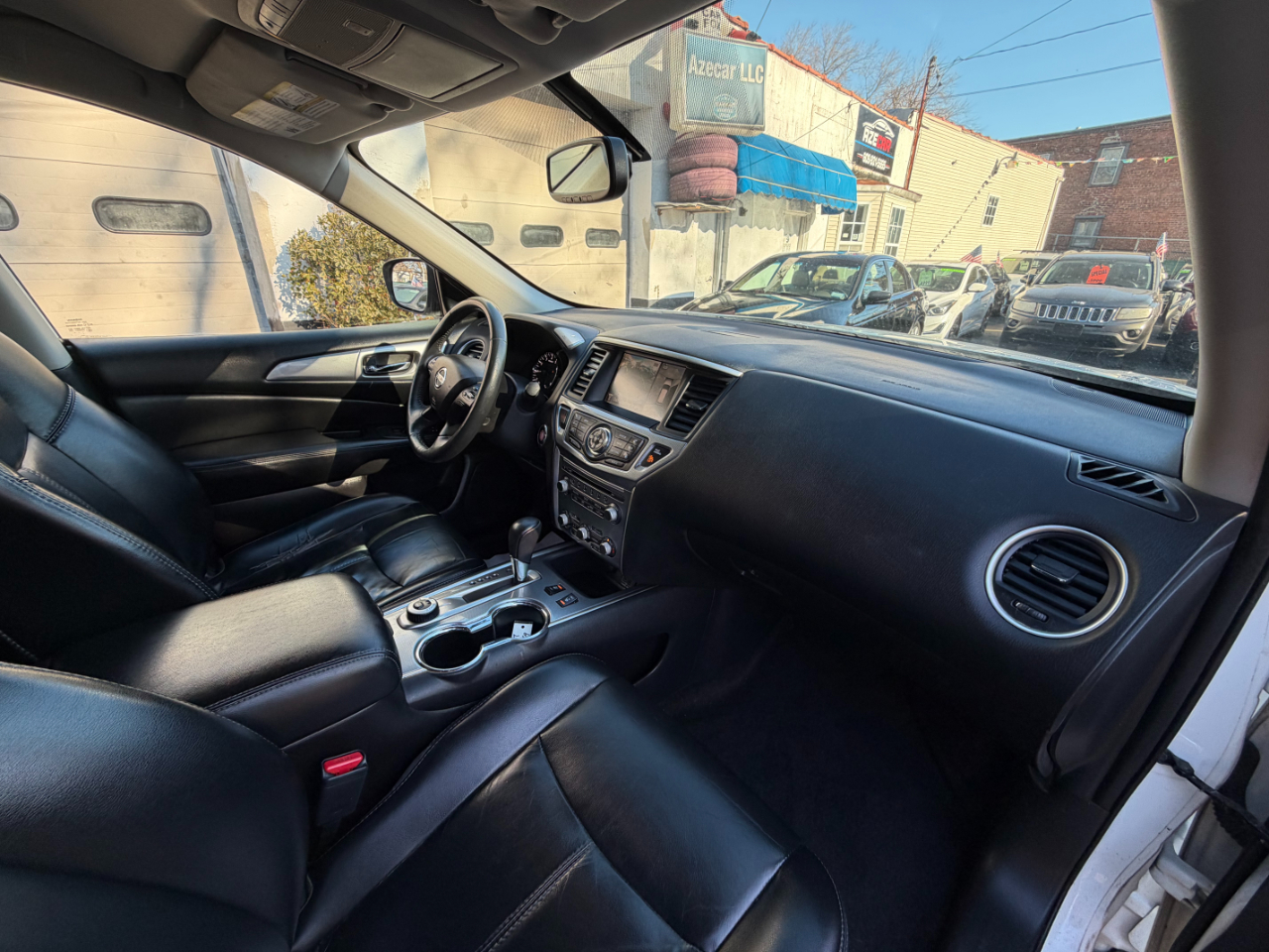 Nissan Pathfinder SL 4WD 2018