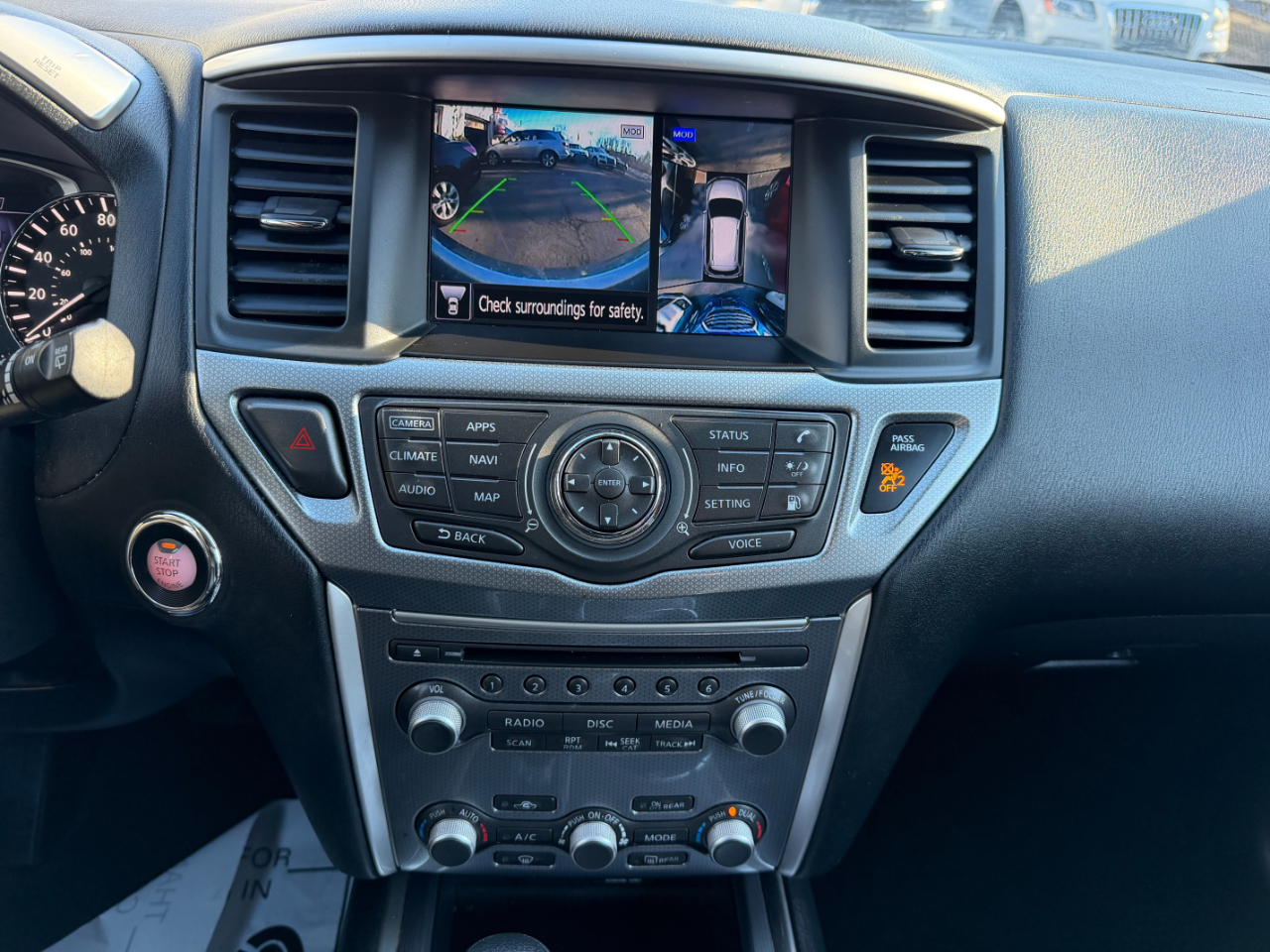 Nissan Pathfinder SL 4WD 2018