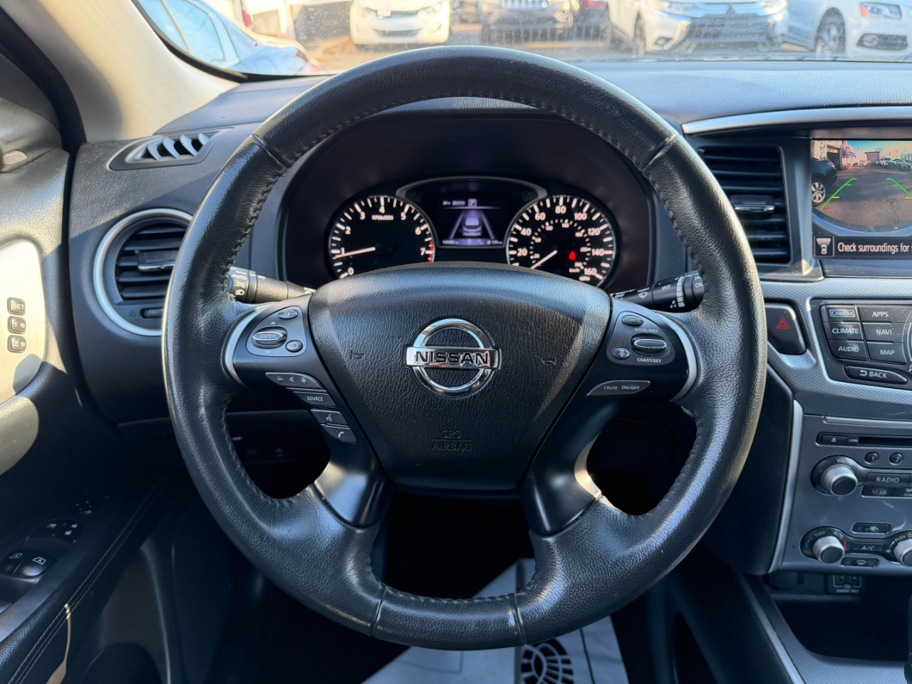 Nissan Pathfinder SL 4WD 2018