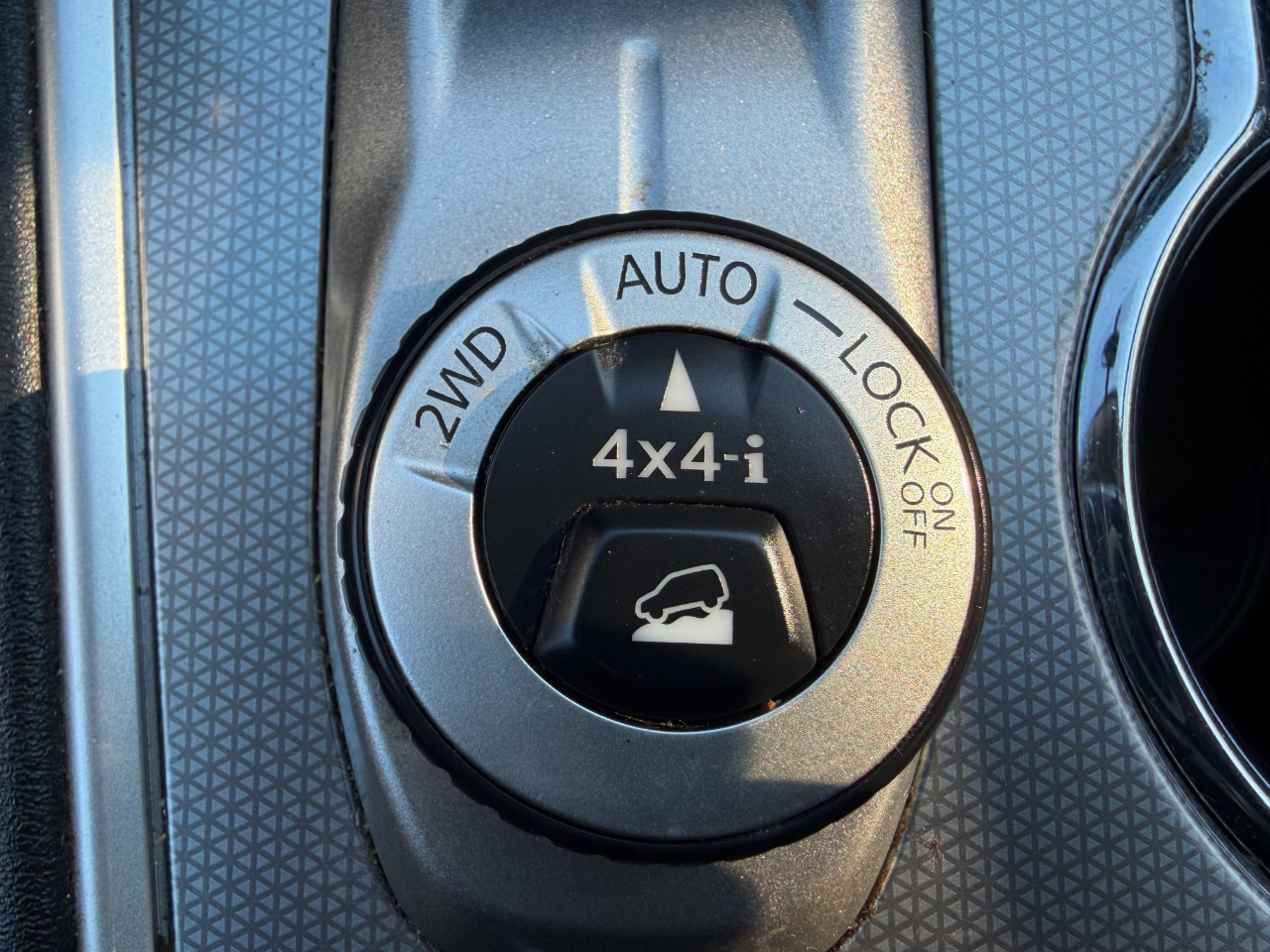 Nissan Pathfinder SL 4WD 2018