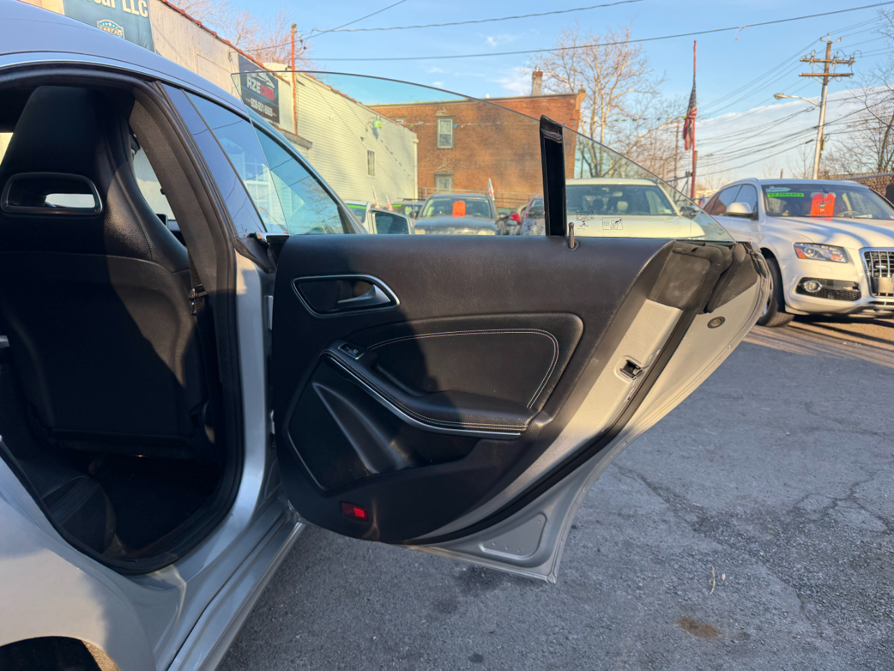 Mercedes-Benz CLA-Class 250 2014