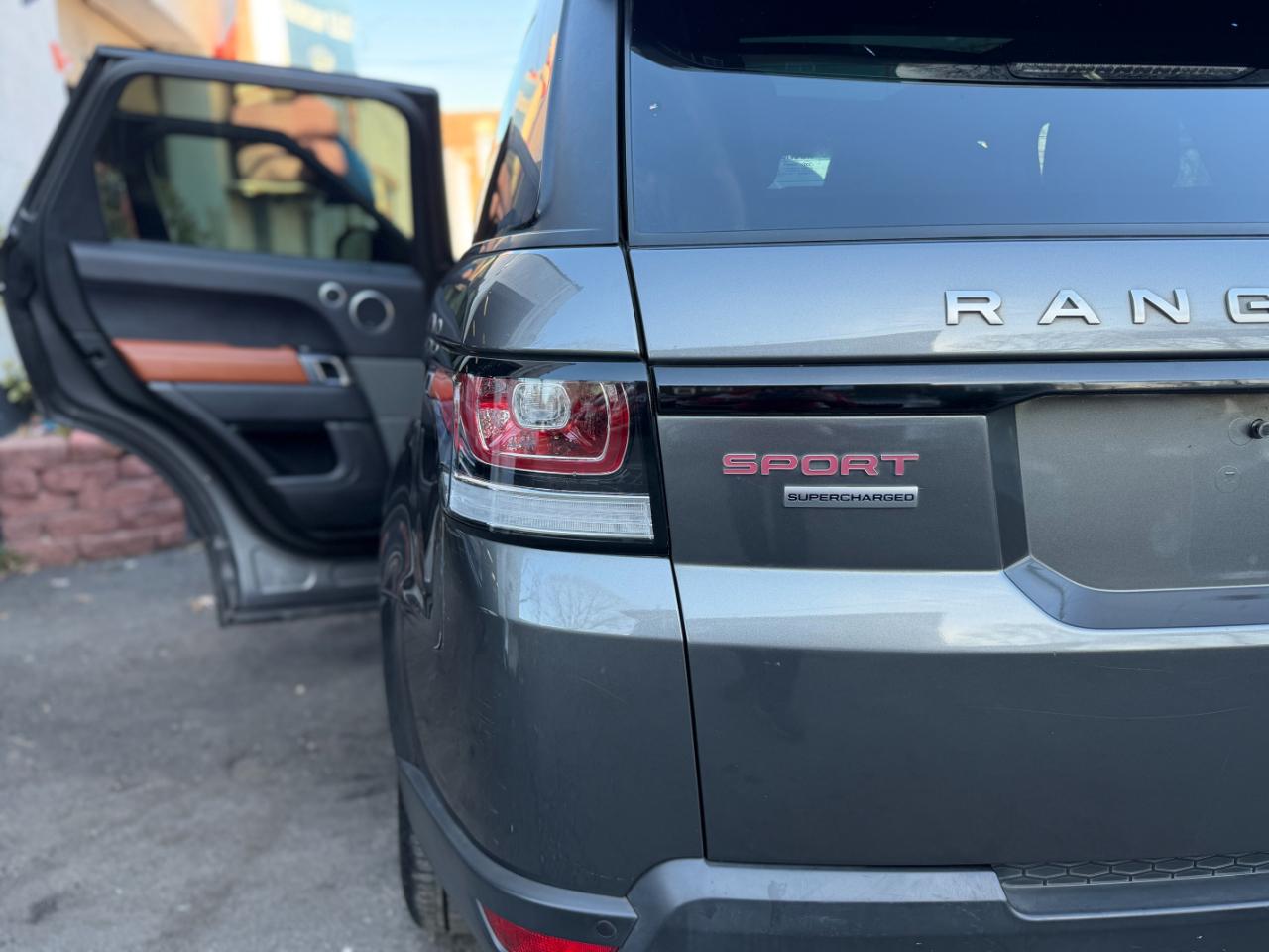 Land Rover Range Rover Sport 5.0L V8 Supercharged 2016