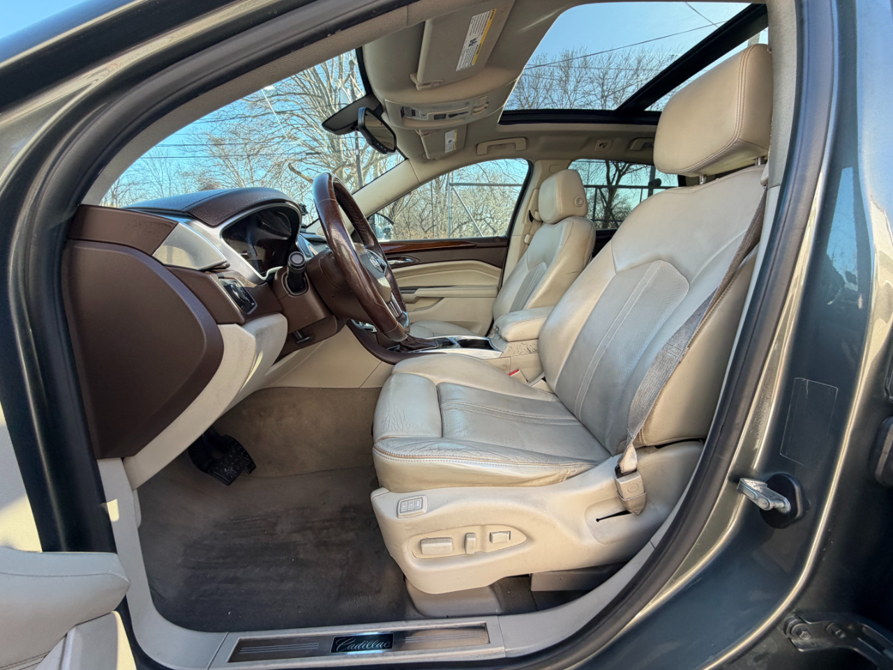 Cadillac SRX Luxury Collection FWD 2013