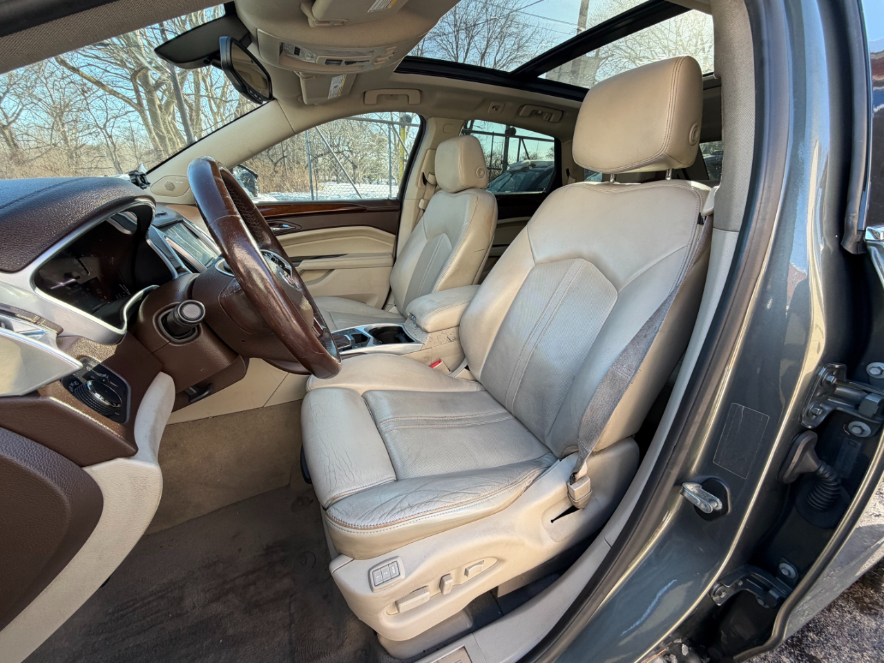 Cadillac SRX Luxury Collection FWD 2013