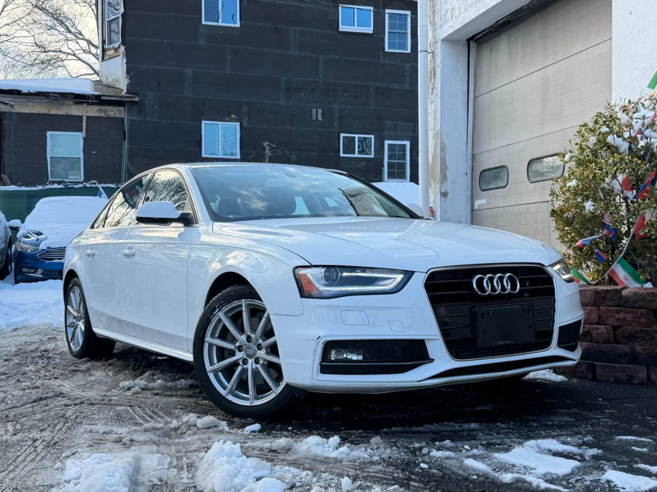 Audi A4 2.0T Premium quattro Sedan 2015