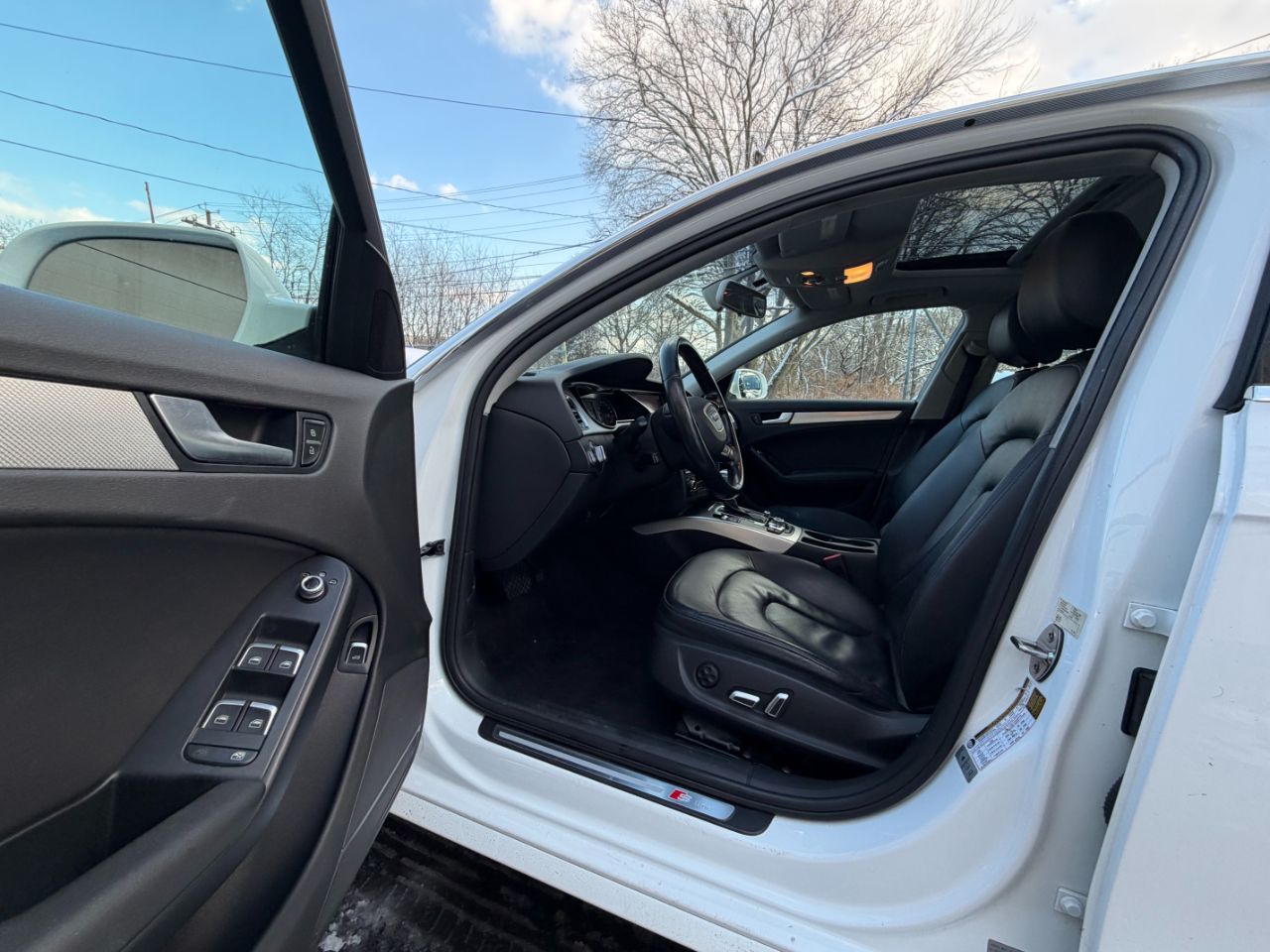 Audi A4 2.0T Premium quattro Sedan 2015