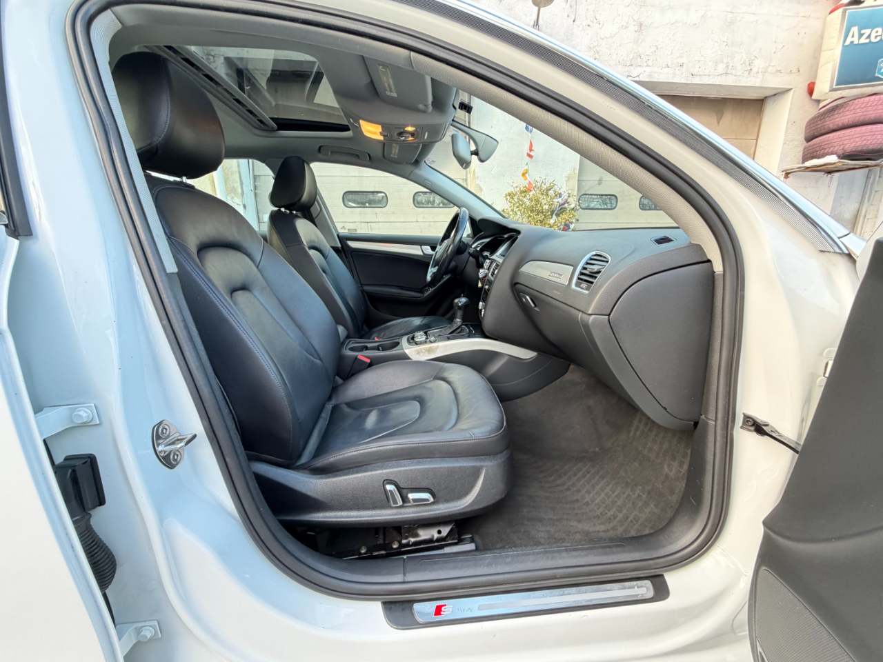 Audi A4 2.0T Premium quattro Sedan 2015