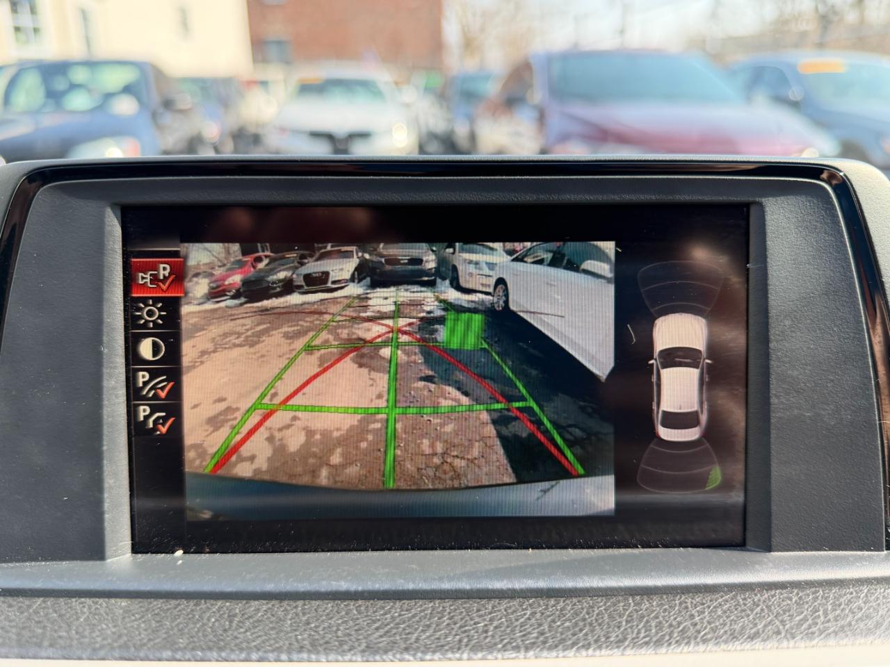 BMW 3-Series 320i Sedan 2015