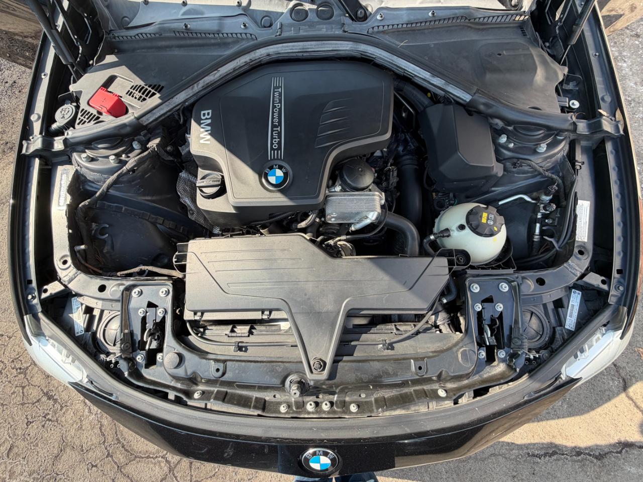 BMW 3-Series 320i Sedan 2015