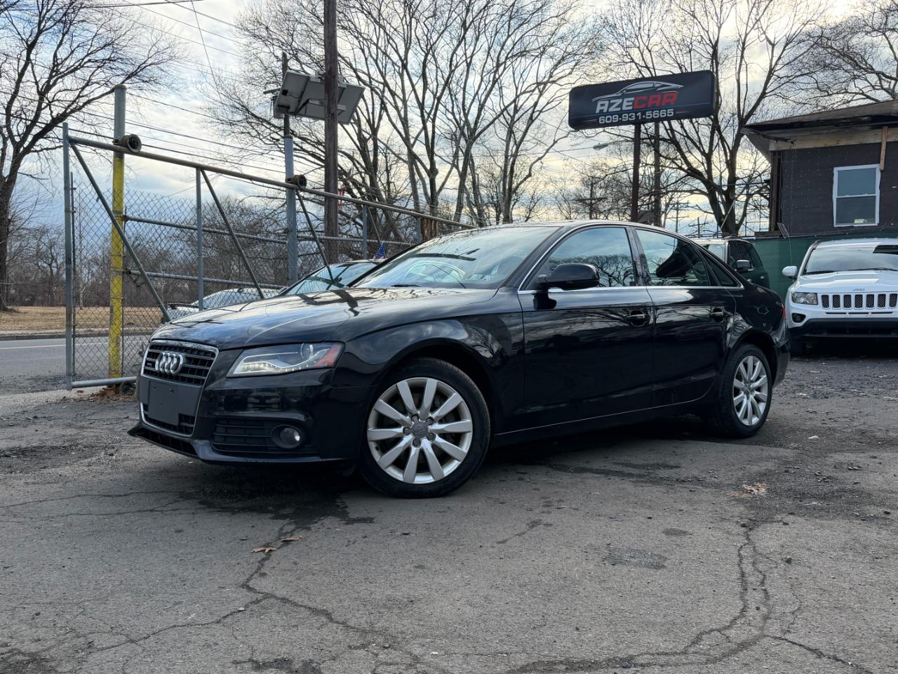 Audi A4 2.0T Premium quattro Sedan 2012
