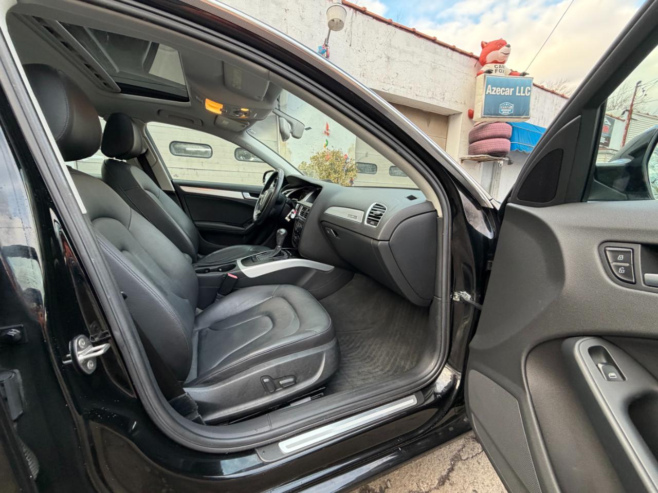 Audi A4 2.0T Premium quattro Sedan 2012