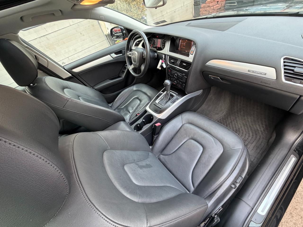 Audi A4 2.0T Premium quattro Sedan 2012