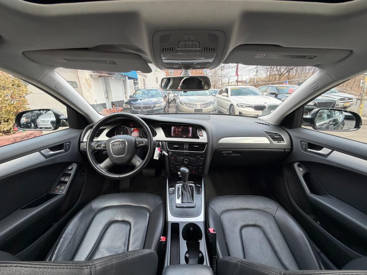 Audi A4 2.0T Premium quattro Sedan 2012