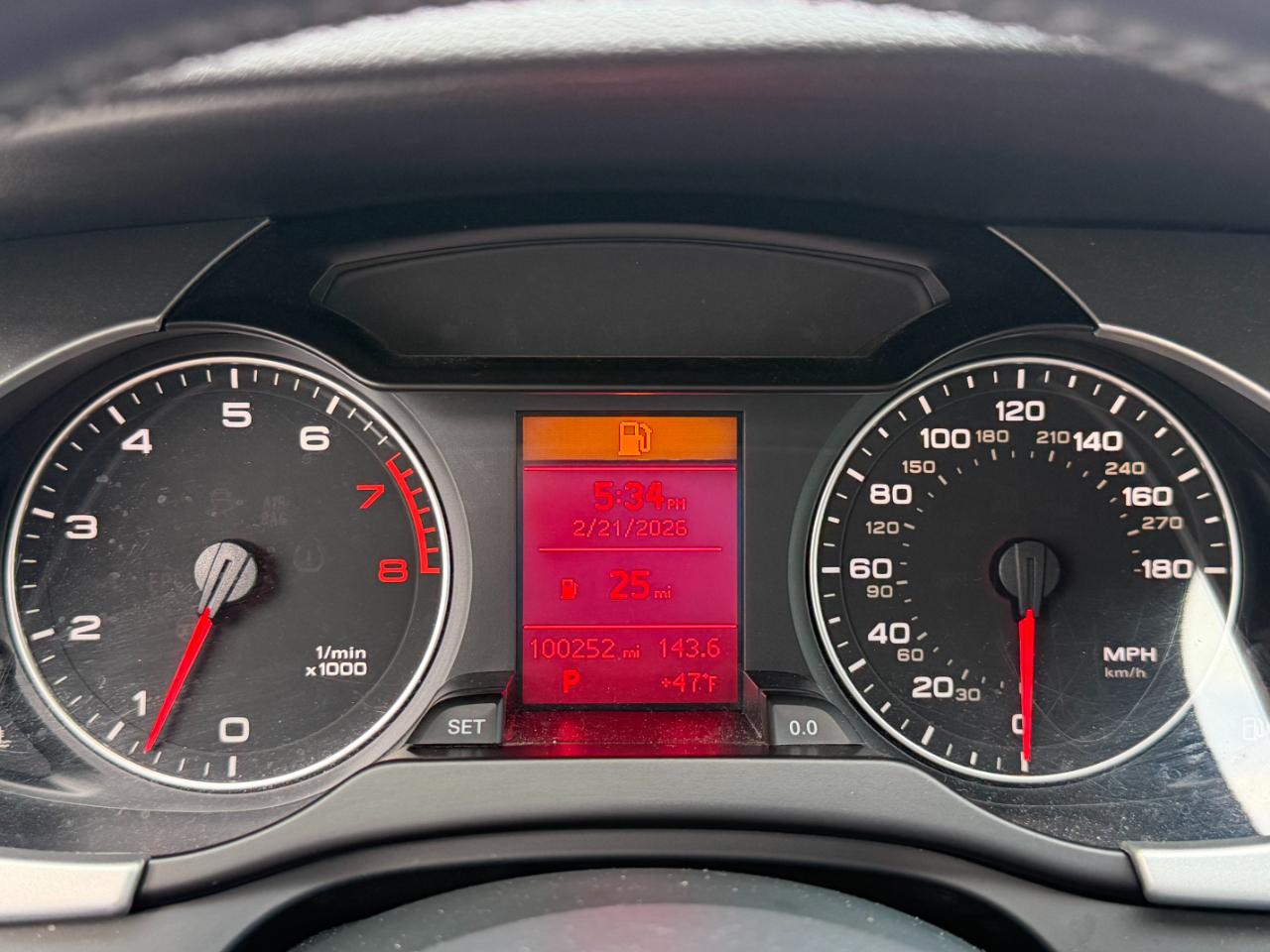 Audi A4 2.0T Premium quattro Sedan 2012