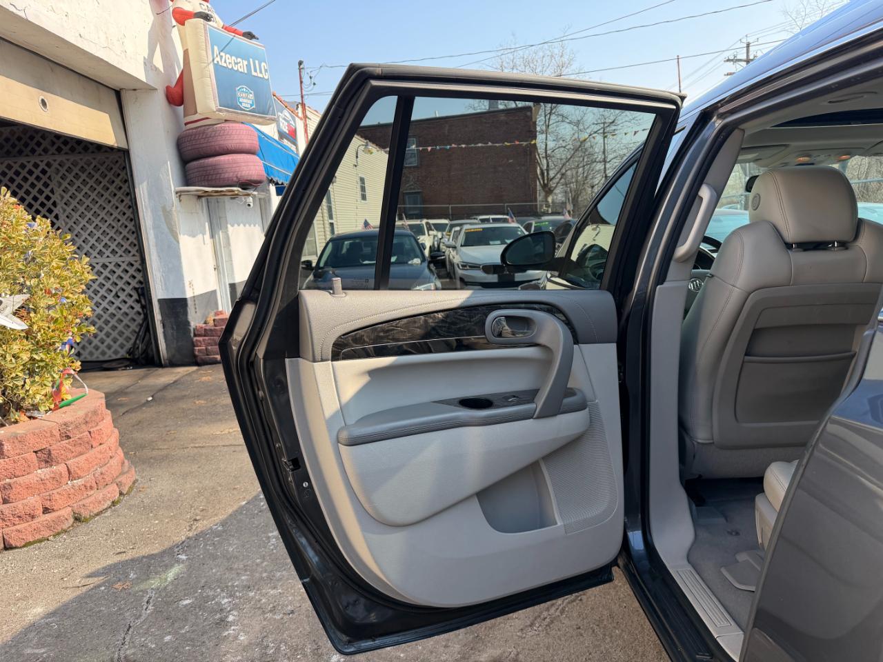 Buick Enclave Premium 2013