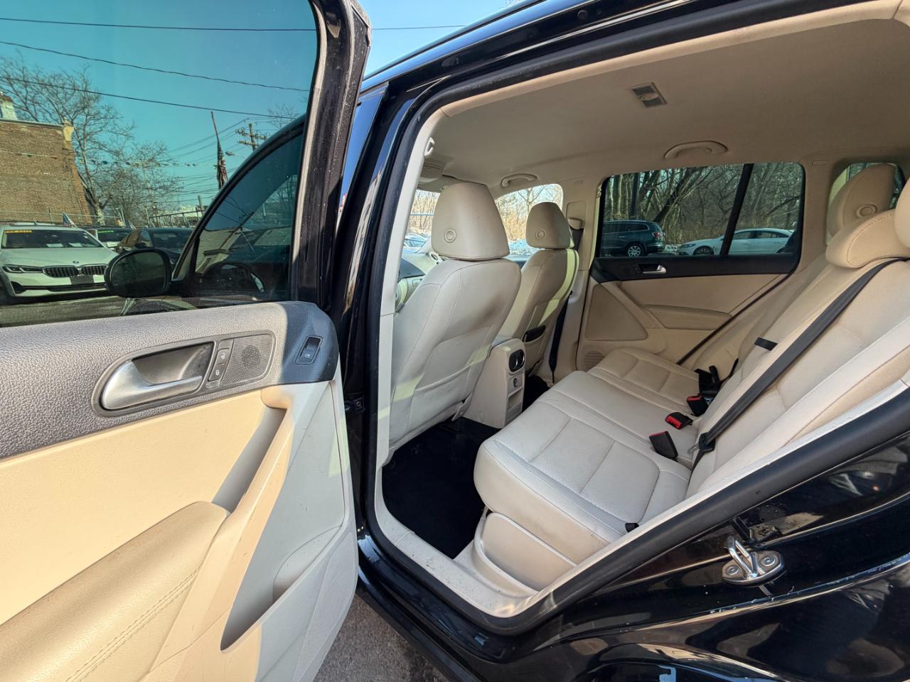 Volkswagen Tiguan S 4Motion AWD 2016