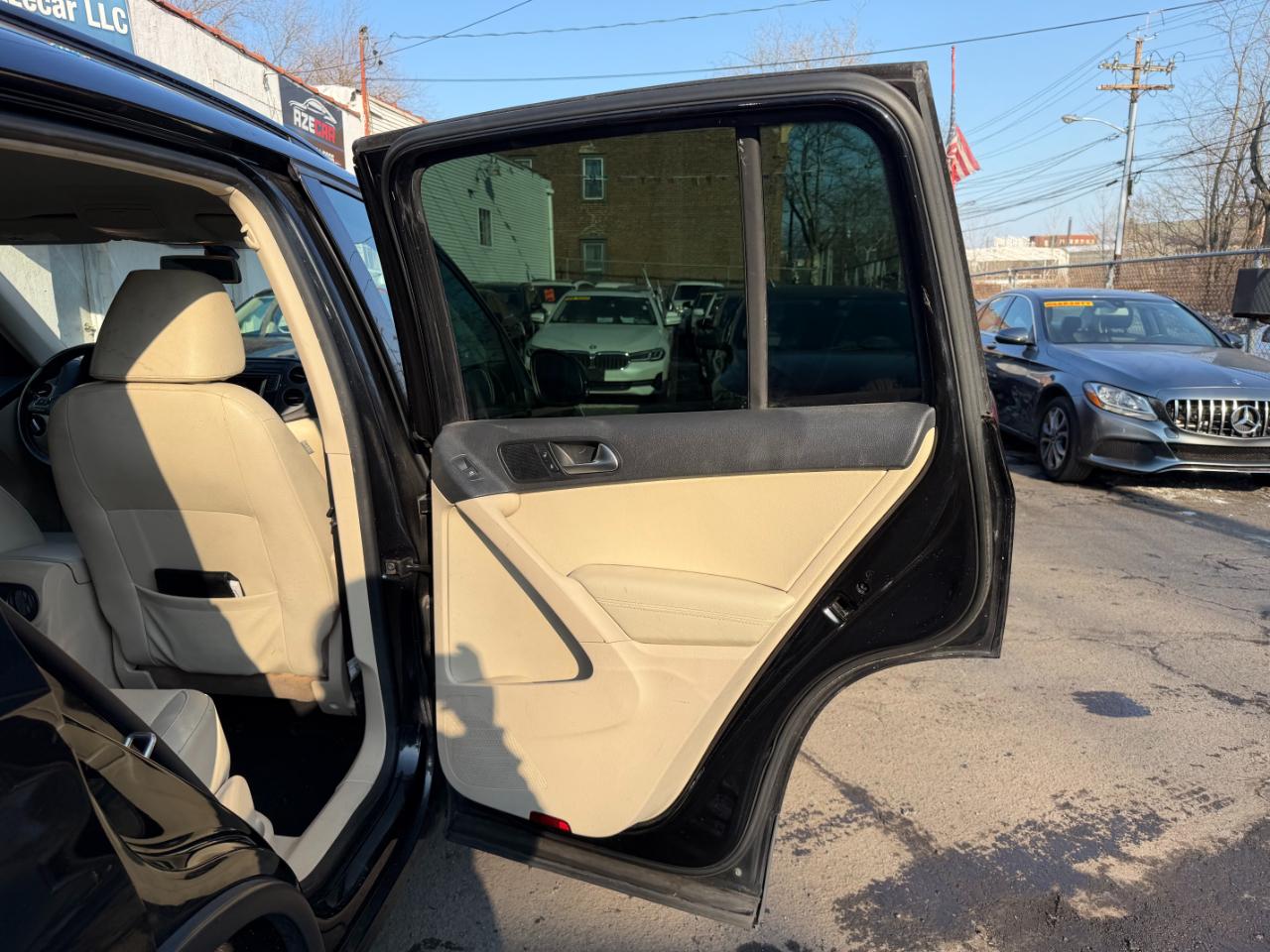 Volkswagen Tiguan S 4Motion AWD 2016