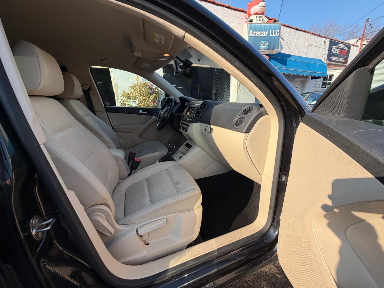 Volkswagen Tiguan S 4Motion AWD 2016