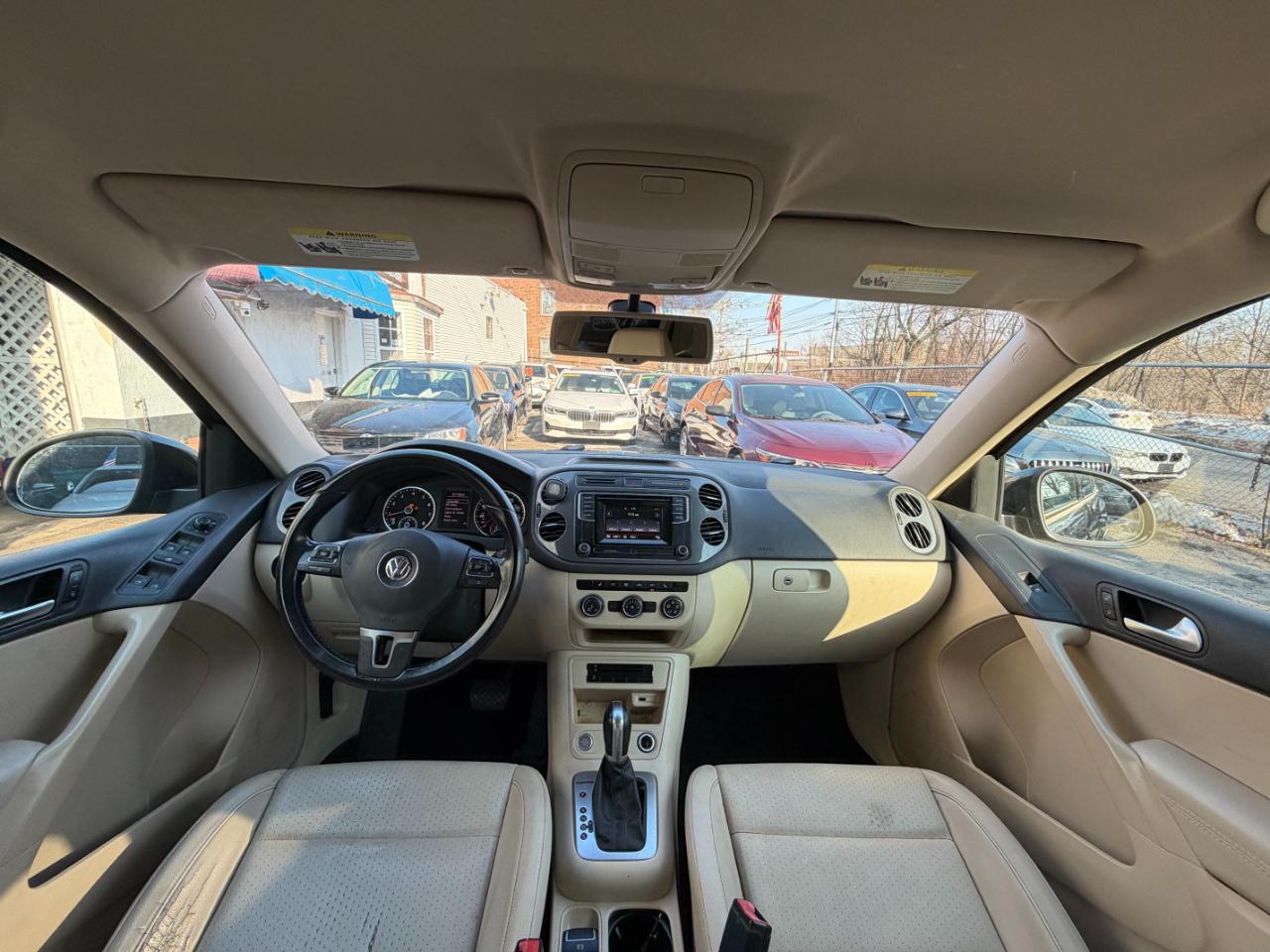 Volkswagen Tiguan S 4Motion AWD 2016