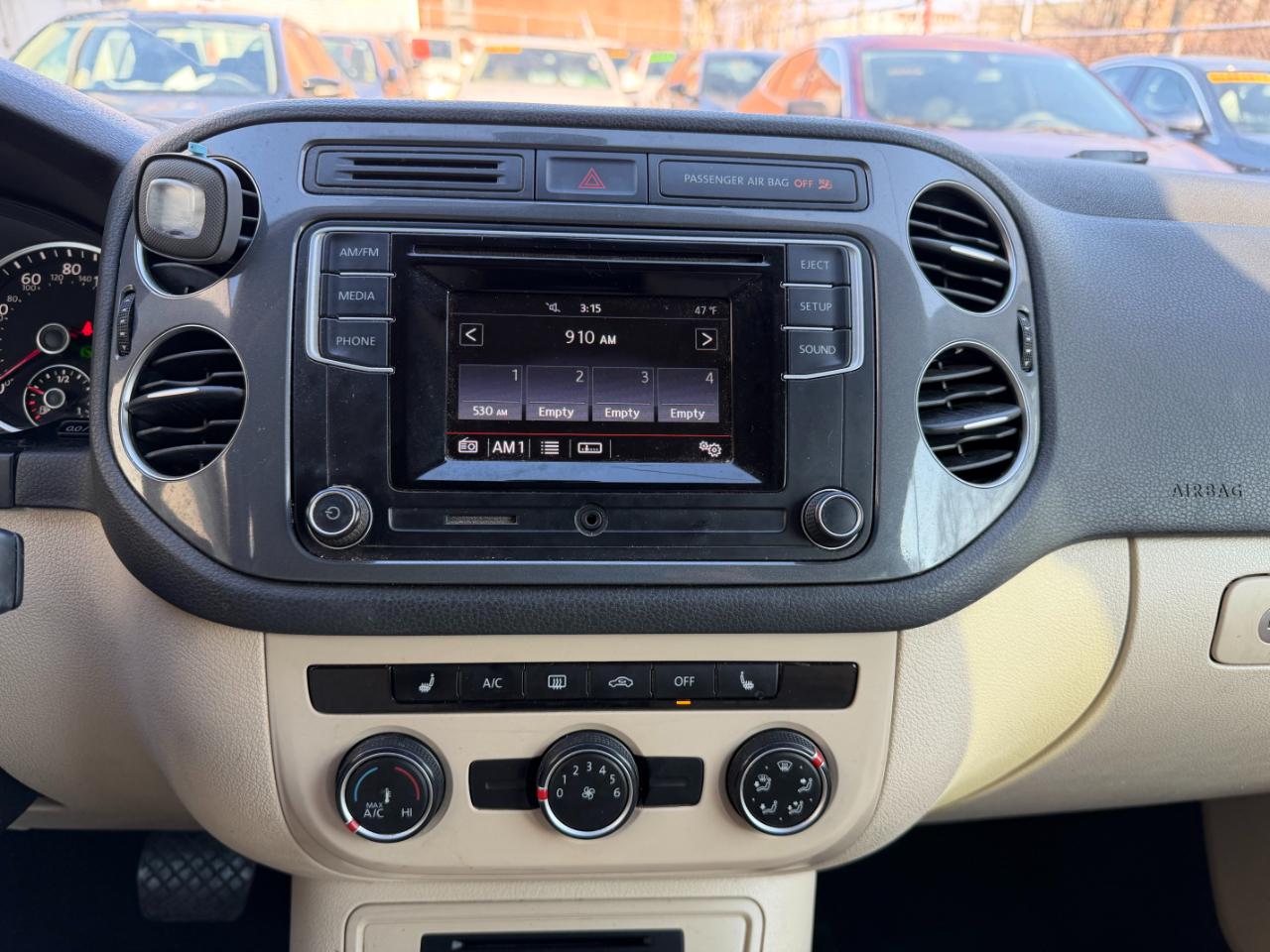 Volkswagen Tiguan S 4Motion AWD 2016