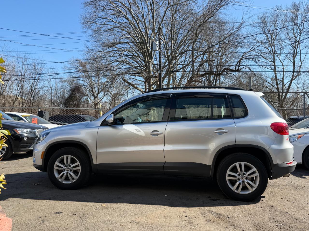 Volkswagen Tiguan S 4Motion AWD 2016