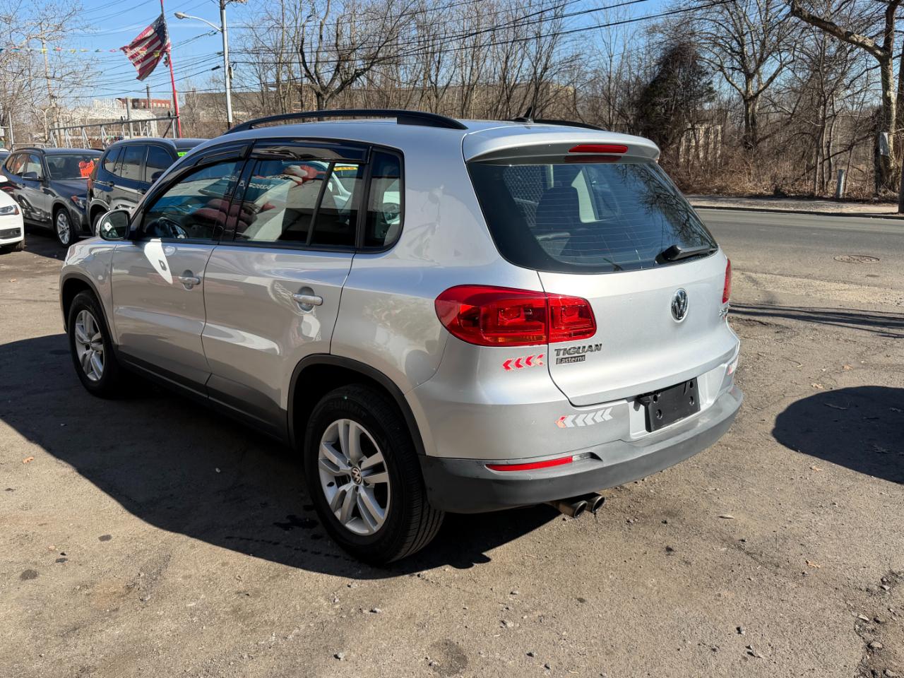 Volkswagen Tiguan S 4Motion AWD 2016