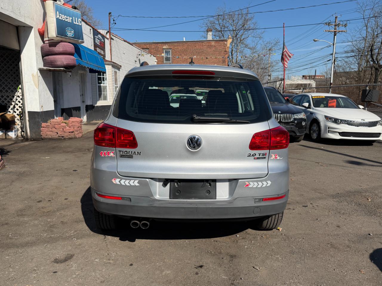 Volkswagen Tiguan S 4Motion AWD 2016