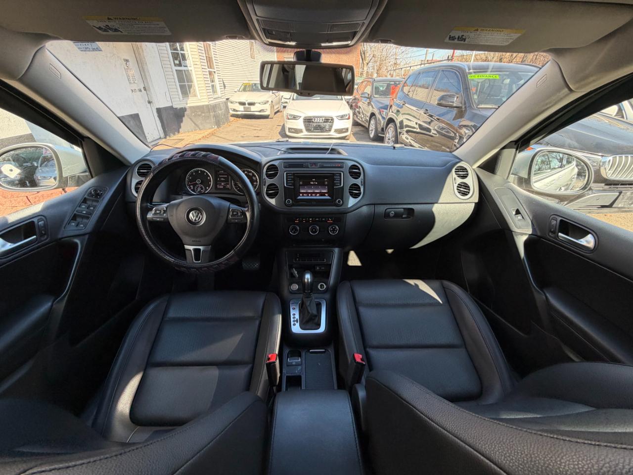 Volkswagen Tiguan S 4Motion AWD 2016